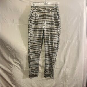 Love Tree Houndstooth Pants with Black and White Pattern